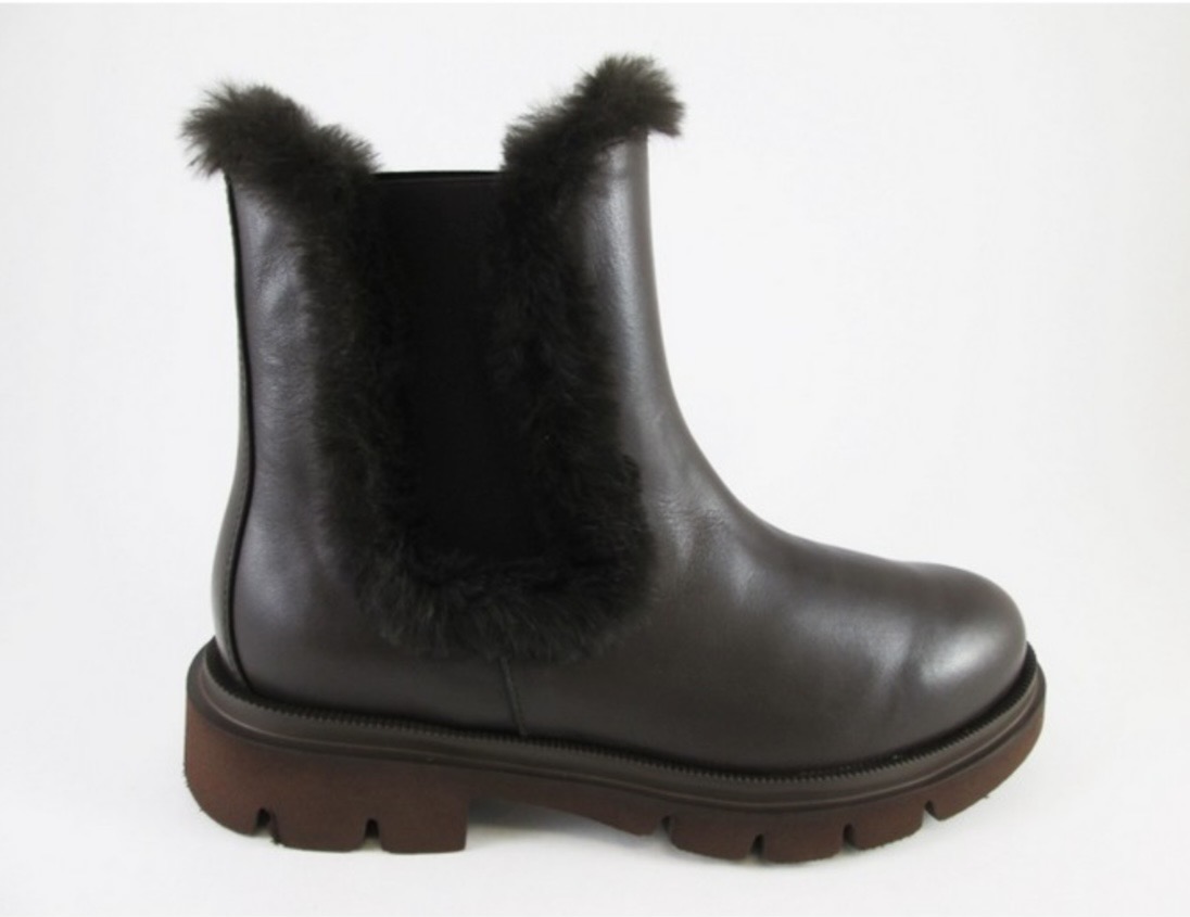 Footwear 11
